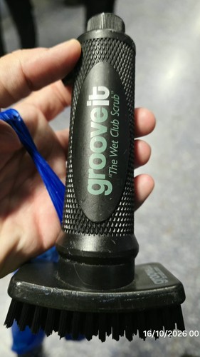 Golf club brush - golf, groove